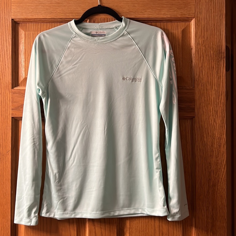 Columbia Top
